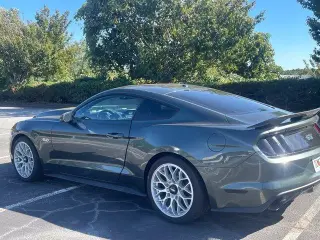 Ford Mustang 2016 GT Premium 2dr Fastback