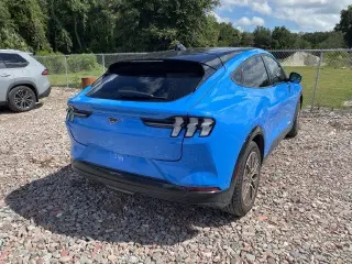Ford Mustang Mach-E 2024 Premium 4p SUV