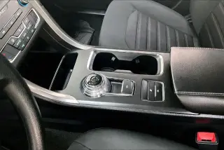 Ford Fusion 2020 SE 4p Sedan