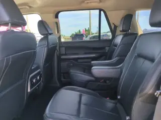 Ford Expedition 2024 4x2 XLT 4p SUV