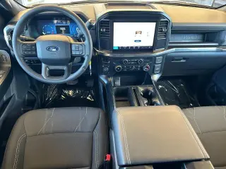 Ford F-150 2025 4x4 STX 4p SuperCrew 5.5 ft. SB