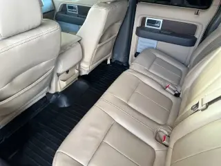 Ford F-150 2013 4x2 King Ranch 4p SuperCrew Estilo lateral 5.5 ft. SB