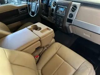 Ford F-150 2013 4x2 King Ranch 4p SuperCrew Estilo lateral 5.5 ft. SB
