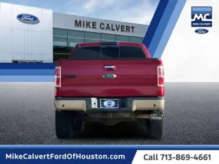 Ford F-150 2013 4x2 King Ranch 4p SuperCrew Estilo lateral 5.5 ft. SB
