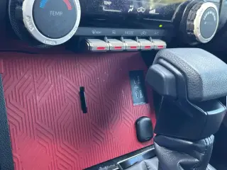 Toyota Tacoma 2025 4x2 TRD Deportivo 4 puertas Cabina Doble 5.0 ft SB