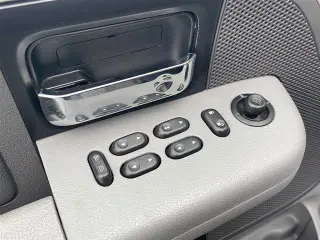 Ford F-150 2006 XLT, cabina SuperCab de 4 puertas, tracción 4WD, carrocería Styleside con cama de 8 pies
