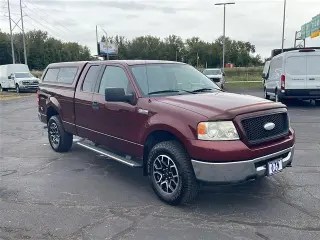 Ford F-150 2006 XLT, cabina SuperCab de 4 puertas, tracción 4WD, carrocería Styleside con cama de 8 pies