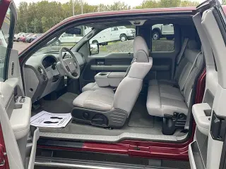 Ford F-150 2006 XLT, cabina SuperCab de 4 puertas, tracción 4WD, carrocería Styleside con cama de 8 pies