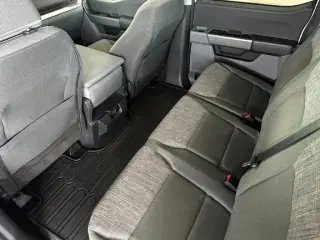 Ford F-150 2022 4x4 XL 4dr SuperCrew 5.5 ft. SB