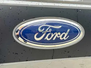 Ford F-150 2018 4x4 Lariat 4dr SuperCrew 5.5 ft. SB