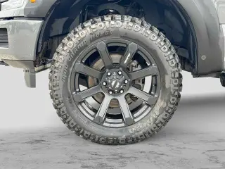 Ford F-150 2018 4x4 Lariat 4dr SuperCrew 5.5 ft. SB