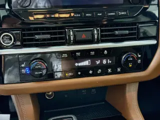 Nissan Pathfinder 2023 AWD Platinum 4p SUV