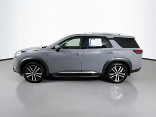 Nissan Pathfinder 2023 AWD Platinum 4p SUV