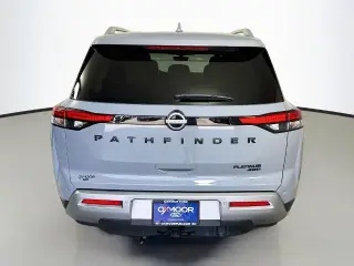 Nissan Pathfinder 2023 AWD Platinum 4p SUV