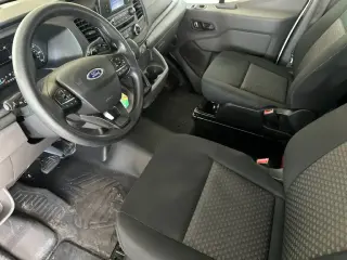 Ford Transit 2025 250 3dr SWB Tech Cargo Van
