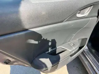 Honda Civic 2016 LX 4p Sedan CVT