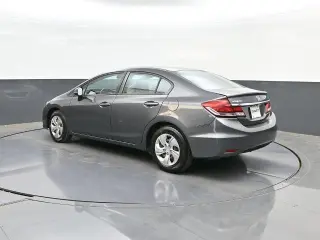 Honda Civic 2013 LX 4dr Sedan 5A