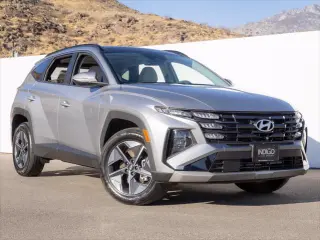 Hyundai TUCSON Hybrid 2025 AWD SEL Conveniencia 4p SUV