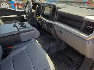 Ford F-250 Super Duty 2023 4x4 XL Cabina Regular 2p 8 ft. LB Pickup