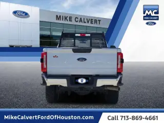 Ford F-250 Super Duty 2023 4x4 XL Cabina Regular 2p 8 ft. LB Pickup