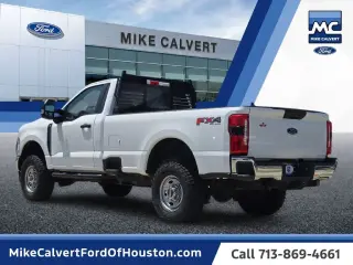 Ford F-250 Super Duty 2023 4x4 XL 2dr Regular Cab 8 ft. LB Pickup