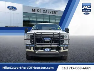 Ford F-250 Super Duty 2023 4x4 XL 2dr Regular Cab 8 ft. LB Pickup