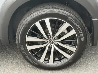 Nissan Pathfinder 2025 AWD Platinum 4dr SUV