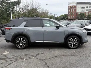 Nissan Pathfinder 2025 AWD Platinum 4dr SUV