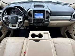 Ford F-250 Super Duty 2019 4x4 Lariat 4dr Crew Cab 8 ft. LB Pickup