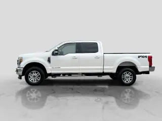 Ford F-250 Super Duty 2019 4x4 Lariat 4dr Crew Cab 8 ft. LB Pickup