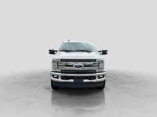 Ford F-250 Super Duty 2019 4x4 Lariat 4dr Crew Cab 8 ft. LB Pickup