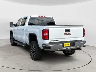 GMC Sierra 2500HD 2017 4x4 SLE 4dr Crew Cab LB