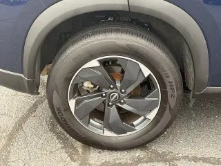Nissan Rogue 2025 AWD SV 4pt Cruzador