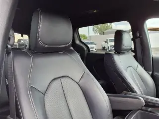 Chrysler Pacifica 2025 Select 4dr Mini-Van