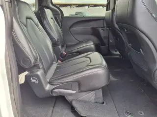 Chrysler Pacifica 2025 Select 4dr Mini-Van