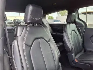Chrysler Pacifica 2025 Select 4dr Mini-Van