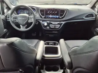 Chrysler Pacifica 2025 Select 4dr Mini-Van