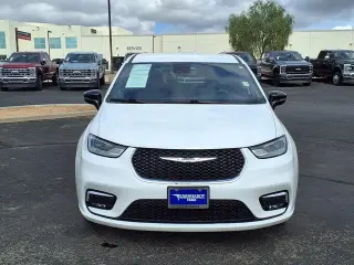 Chrysler Pacifica 2025 Select 4dr Mini-Van