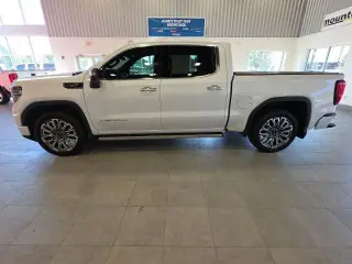 GMC Sierra 1500 2023 4x4 Denali Ultimate Cabina de 4 puertas 5.8 ft. SB