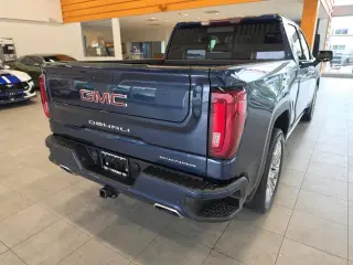 GMC Sierra 1500 2021 4x4 Denali 4dr Crew Cab 6.6 ft. SB