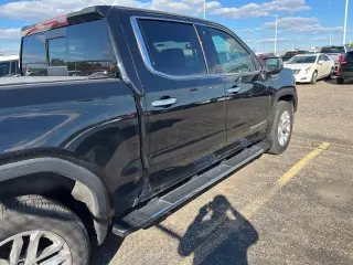 GMC Sierra 1500 2019 4x4 SLT 4dr Cabin de tripulación 5.8 ft. SB
