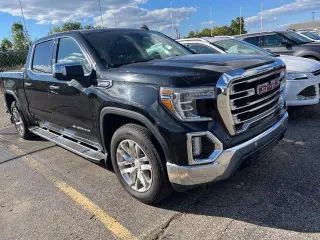 GMC Sierra 1500 2019 4x4 SLT 4dr Cabin de tripulación 5.8 ft. SB