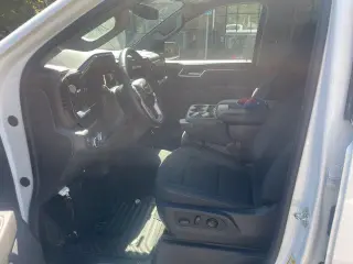 GMC Sierra 1500 2024 4x4 SLE 4p Crew Cab 5.8 ft. CB