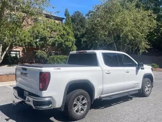 GMC Sierra 1500 2024 4x4 SLE 4p Crew Cab 5.8 ft. CB