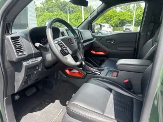 Nissan Frontier 2023 4x2 S 4dr Cabina de Tripulación 5 pies. CB