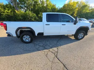 GMC Sierra 2500HD 2021 4x4 Base 4dr Cabina de Tripulacion Crew SB