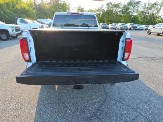 GMC Sierra 2500HD 2021 4x4 Base 4dr Cabina de Tripulacion Crew SB