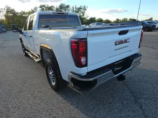 GMC Sierra 2500HD 2021 4x4 Base 4dr Cabina de Tripulacion Crew SB