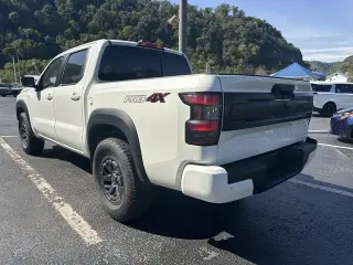 Nissan Frontier 2026 4x4 PRO-4X 4dr Crew Cab 5 ft. SB