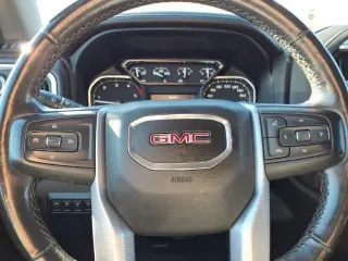 GMC Sierra 3500HD 2022 4x4 SLE 4dr Crew Cab SB SRW